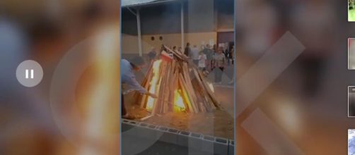 Sergi Vilamala quemó una fotografía del rey en la hoguera de San Juan