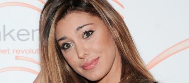 Belen Rodriguez posta una foto senza veli su Instagram, delirio sui social Belen Rodriguez posta una foto senza veli su Instagram, delirio sui social