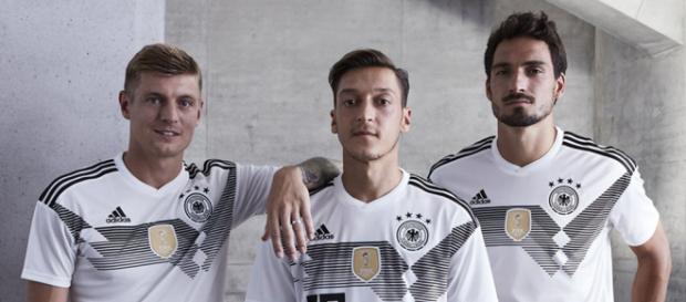 Alemania y Colombia adoptan posturas diferentes para mantenerse en la Copa del Mundo Alemania y Colombia adoptan posturas diferentes para mantenerse en la Copa del Mundo