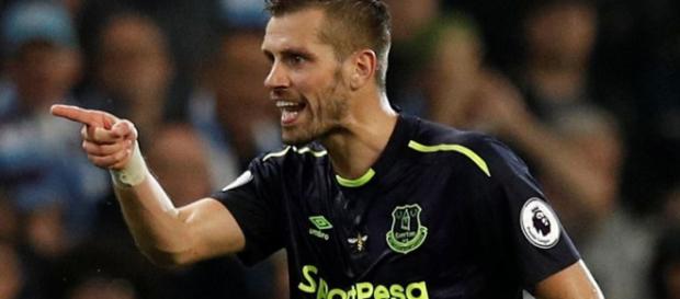 Mercato OM: Schneiderlin volontaire pour rejoindre Marseille ? - beinsports.com Mercato OM: Schneiderlin volontaire pour rejoindre Marseille ? - beinsports.com