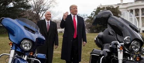 Trump amenaza a la Harley-Davidson