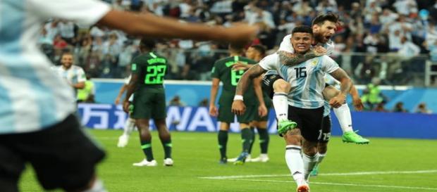 Rojo vibra com gol salvador diante da Nigéria Rojo vibra com gol salvador diante da Nigéria