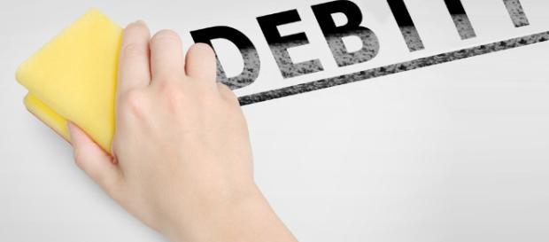 Condono cartelle esattoriali sotto i 100mila euro con la pace fiscale, ma adesso si pensa ad un condoto tombale Condono cartelle esattoriali sotto i 100mila euro con la pace fiscale, ma adesso si pensa ad un condoto tombale