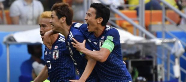Polonia vence a Japón 1 a 0 pero no consigue clasificarse debido a 2 derrotas anteriores Polonia vence a Japón 1 a 0 pero no consigue clasificarse debido a 2 derrotas anteriores