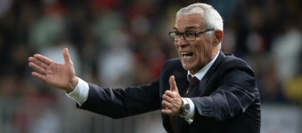 Héctor Cúper não é mais técnico da seleção do Egito Héctor Cúper não é mais técnico da seleção do Egito