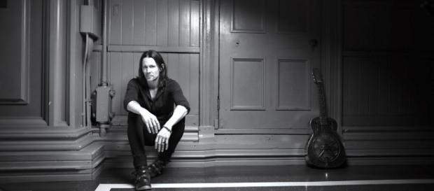 'Year Of The Tiger' Myles Kennedy: Facing up to his torment through his music ... - rocktambulos.com 'Year Of The Tiger' Myles Kennedy: Facing up to his torment through his music ... - rocktambulos.com