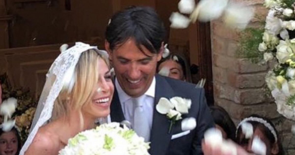 Forkert ramme Grader celsius Alessia Marcuzzi, testimone scatenata alle nozze dell'ex Simone Inzaghi:  video