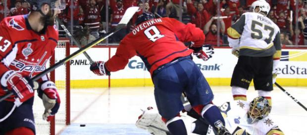 Alex Ovechkin pinta para llevarse por fin su primera Stanley Cup este año. - NHL.com. Alex Ovechkin pinta para llevarse por fin su primera Stanley Cup este año. - NHL.com.