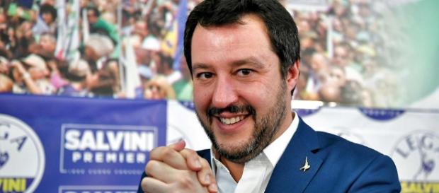 Matteo Salvini continua a volare nei sondaggi politici Matteo Salvini continua a volare nei sondaggi politici