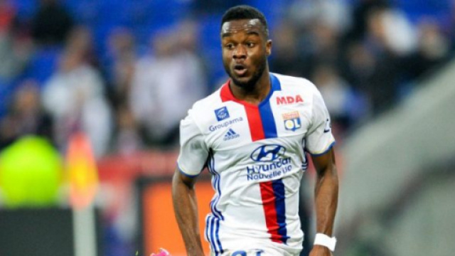 Maxwell Cornet, 21 ans, pense à partir de l'OL au prochain mercato estival.