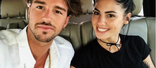 Giulia De Lellis si scaglia in un video su Instagram contro i suoi followers che commentano il riavvicinamento con Andrea Damante.