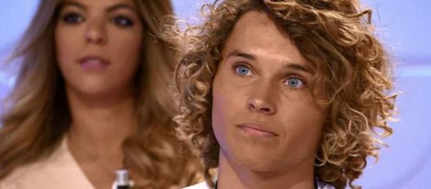 Victor, pretendiente de MYHYV, casi pierde un pie por la picadura de un pez en Sri Lanka Victor, pretendiente de MYHYV, casi pierde un pie por la picadura de un pez en Sri Lanka