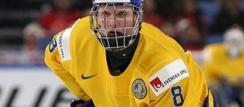 Rasmus Dahlin is projected be the first overall pick in the 2018 NHL Draft [Image via R1ku Exposures/Flickr]