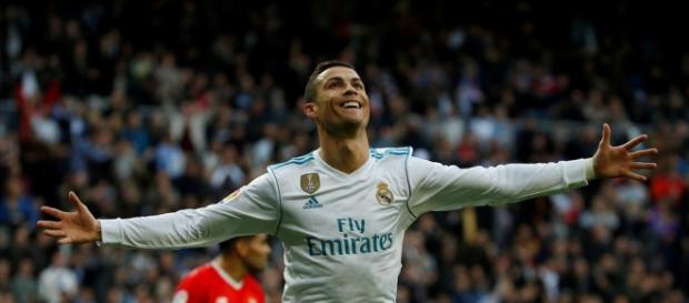 Cristiano Ronaldo exige ésta cantidad a Florentino Pérez para quedarse Cristiano Ronaldo exige ésta cantidad a Florentino Pérez para quedarse