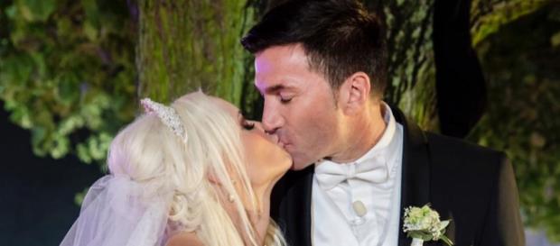 Daniela Katzenberger feiert ihren zweiten Hochzeitstag mit Lucas Cordalis Daniela Katzenberger feiert ihren zweiten Hochzeitstag mit Lucas Cordalis