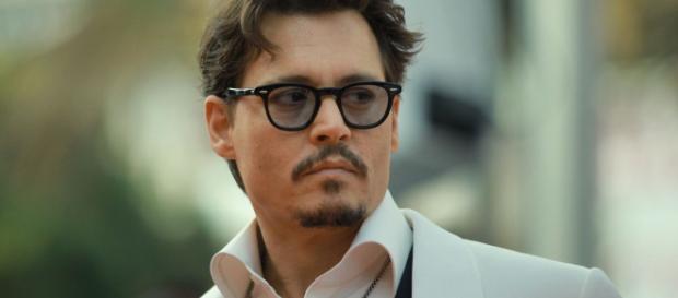 El actor Johnny Depp enfrenta crisis financiera. - snopes.com El actor Johnny Depp enfrenta crisis financiera. - snopes.com