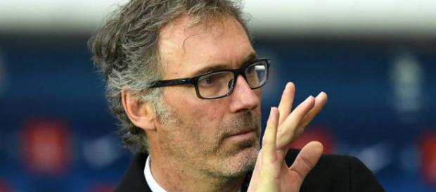 Laurent Blanc se rapproche de plus en plus du banc de Chelsea. Laurent Blanc se rapproche de plus en plus du banc de Chelsea.