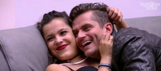 Marcos fala sobre postagens de Emilly nas redes sociais Marcos fala sobre postagens de Emilly nas redes sociais