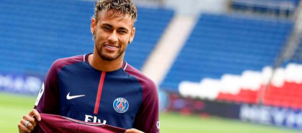 Mercato : Le vestiaire du Real Madrid approuve la venue de Neymar Mercato : Le vestiaire du Real Madrid approuve la venue de Neymar