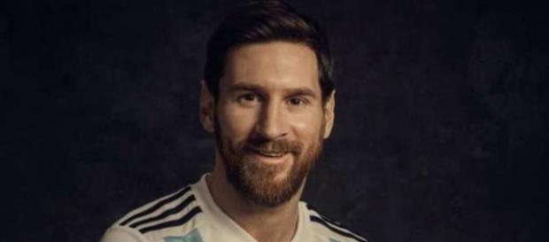 Messi pose avec des chèvres pour une publicité qui fait le buzz Messi pose avec des chèvres pour une publicité qui fait le buzz