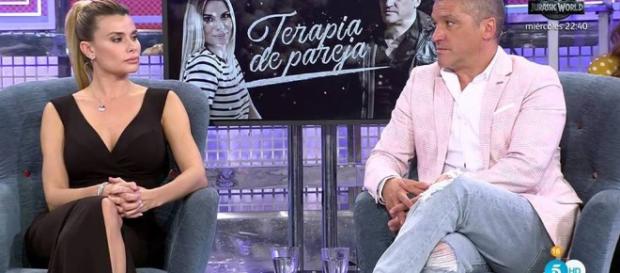 Sálvame Deluxe: Gustavo y María Lapiedra exprimen su crisis con ... - elconfidencial.com Sálvame Deluxe: Gustavo y María Lapiedra exprimen su crisis con ... - elconfidencial.com