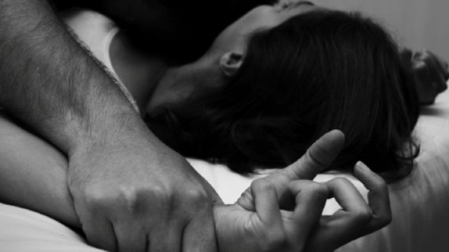 Vasto, minorenne violentata sotto ricatto e ridotta come schiava