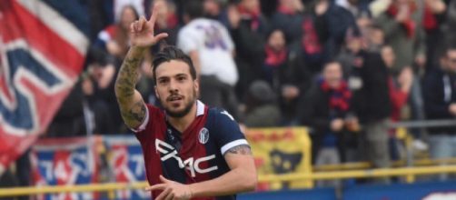 Simone Verdi con la maglia del Bologna.