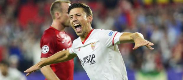 Clément Lenglet, défenseur du FC Séville, attire toujours autant le FC Barcelone à l'approche du mercato. Clément Lenglet, défenseur du FC Séville, attire toujours autant le FC Barcelone à l'approche du mercato.