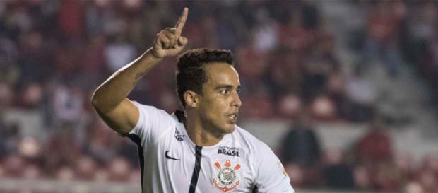 Jadson está fora do clássico contra o Santos Jadson está fora do clássico contra o Santos