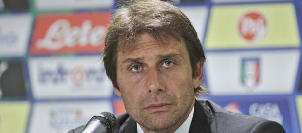 Antonio Conte est la nouvelle piste du Real Madrid pour succéder à Zinédine Zidane. Antonio Conte est la nouvelle piste du Real Madrid pour succéder à Zinédine Zidane.