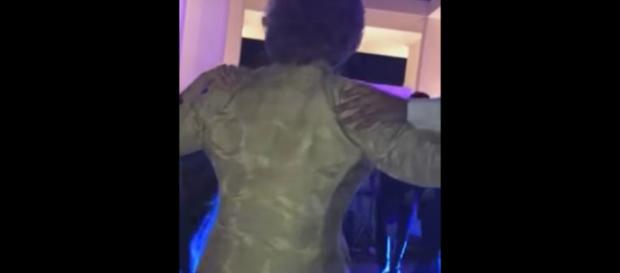 El baile de la Reina Sofía, mientras Juan Carlos está en silla de ruedas El baile de la Reina Sofía, mientras Juan Carlos está en silla de ruedas