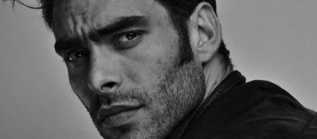 Jon Kortajarena se molesta con Telecinco por cambios repentinos de horarios en 'La verdad' Jon Kortajarena se molesta con Telecinco por cambios repentinos de horarios en 'La verdad'