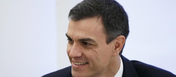 Primer plano de Pedro Sánchez, presidente del Gobierno. Public Domain. Primer plano de Pedro Sánchez, presidente del Gobierno. Public Domain.