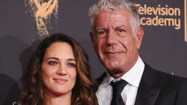 Asia Argento e il compagno Anthony Bourdain