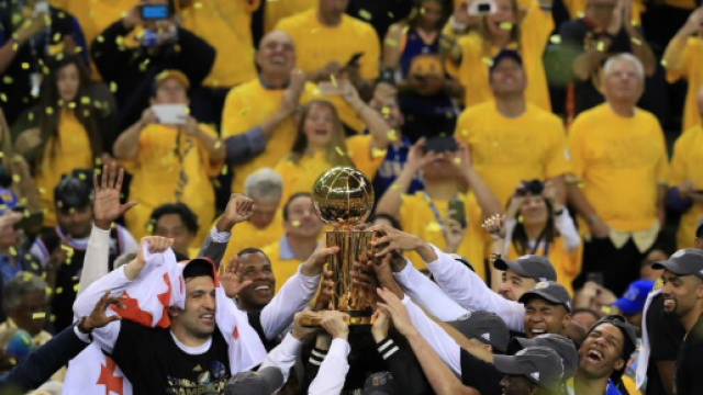 NBA : Golden State sacré pour la deuxième fois en trois ans ... - france24.com