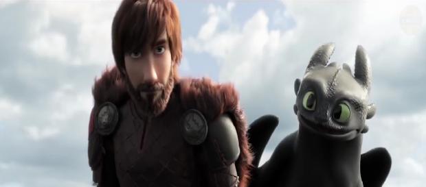 Cómo entrenar a tu dragón 3 Hipo aparece con una barba Cómo entrenar a tu dragón 3 Hipo aparece con una barba