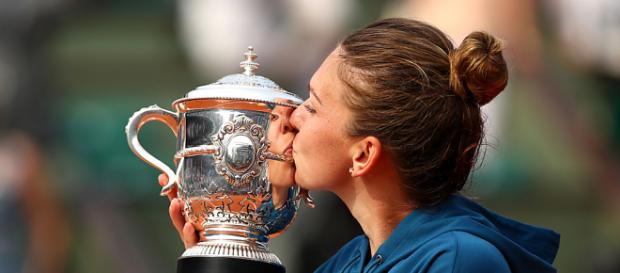 Halep ganó su primer Grand Slam tras tres finales perdidas. Halep ganó su primer Grand Slam tras tres finales perdidas.