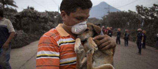 Sismo de magnitud 5.2 sacude Guatemala tras erupción del Volcán de ... - oaxaca.me Sismo de magnitud 5.2 sacude Guatemala tras erupción del Volcán de ... - oaxaca.me