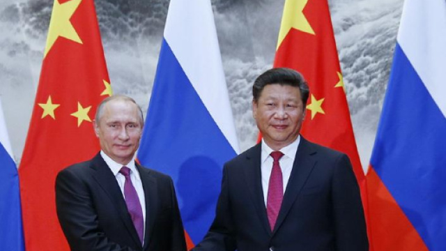 Vertice parallelo al G7 tra Vladimir Putin e Xi Jimping, presidente della Repubblica popolare cinese.