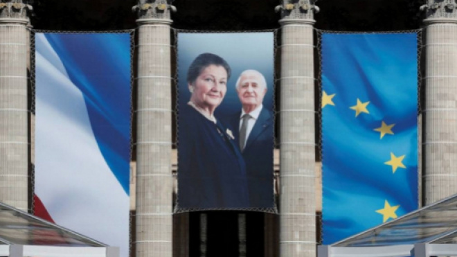 Simone Veil repose désormais au Panthéon