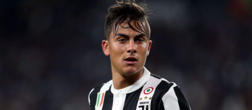 Juventus, Dybala e Khedira accolgono CR7