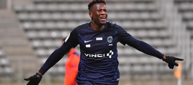 Caen vient d'engager Malik Tchkounté pour retrouver du dynamisme sur son front offensif Caen vient d'engager Malik Tchkounté pour retrouver du dynamisme sur son front offensif