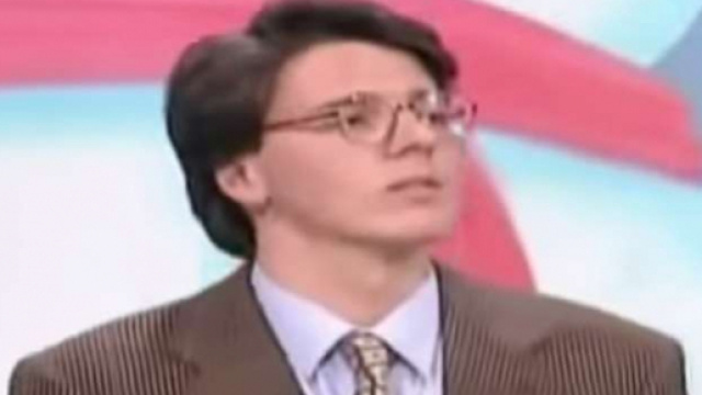 Dopo essere stato concorrente della Ruota della fortuna, Matteo Renzi potrebbe tornare in tv nel ruolo di conduttore