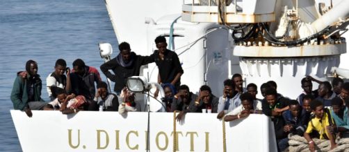 Scontro Italia-Francia sui migranti: "No insulti, ma se chiedono ... - today.it