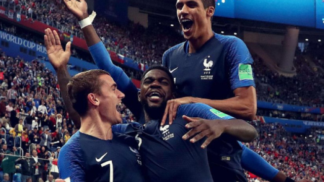 Après France - Belgique (1-0) - Les notes des Bleus : Varane ... - eurosport.fr