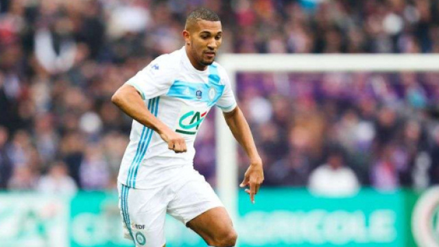 l'AS Saint-Etienne et le Toulouse FC veulent mettre la main sur William Vainqueur pendant ce mercato estival.