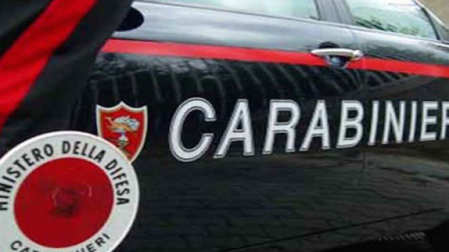 Muore pensionato al mercato dopo essere stato spinto a terra da un coetaneo