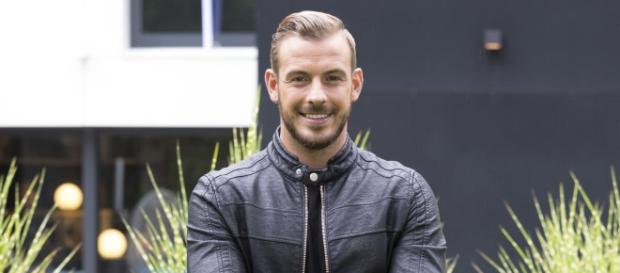 Moundir et les Apprentis Aventuriers 3 : Julien Bert fait une ... - melty.fr Moundir et les Apprentis Aventuriers 3 : Julien Bert fait une ... - melty.fr