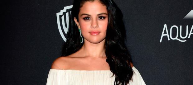 Selena Gómez se sorprendió de que el compromiso de Justin ocurriera en tan poco tiempo Selena Gómez se sorprendió de que el compromiso de Justin ocurriera en tan poco tiempo