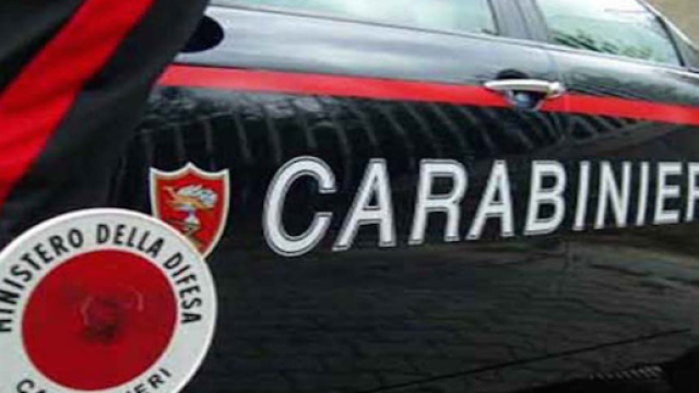 Scopre moglie con il prete, necessario l'intervento delle forze dell'ordine.